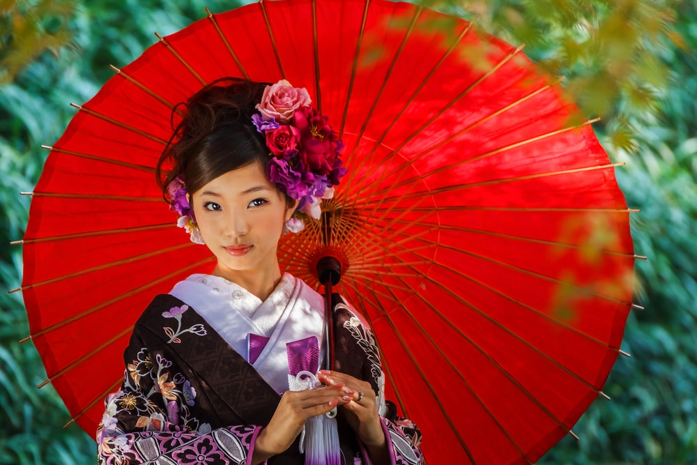 ​Pros And Cons Of Marrying A Japanese Woman!